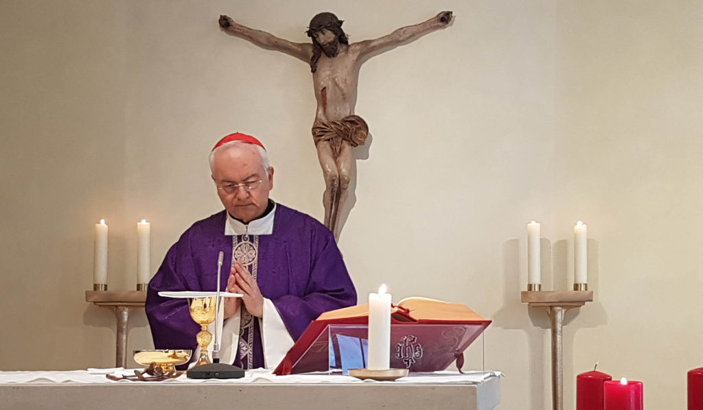 Misa Cardenal Mauro Piacenza