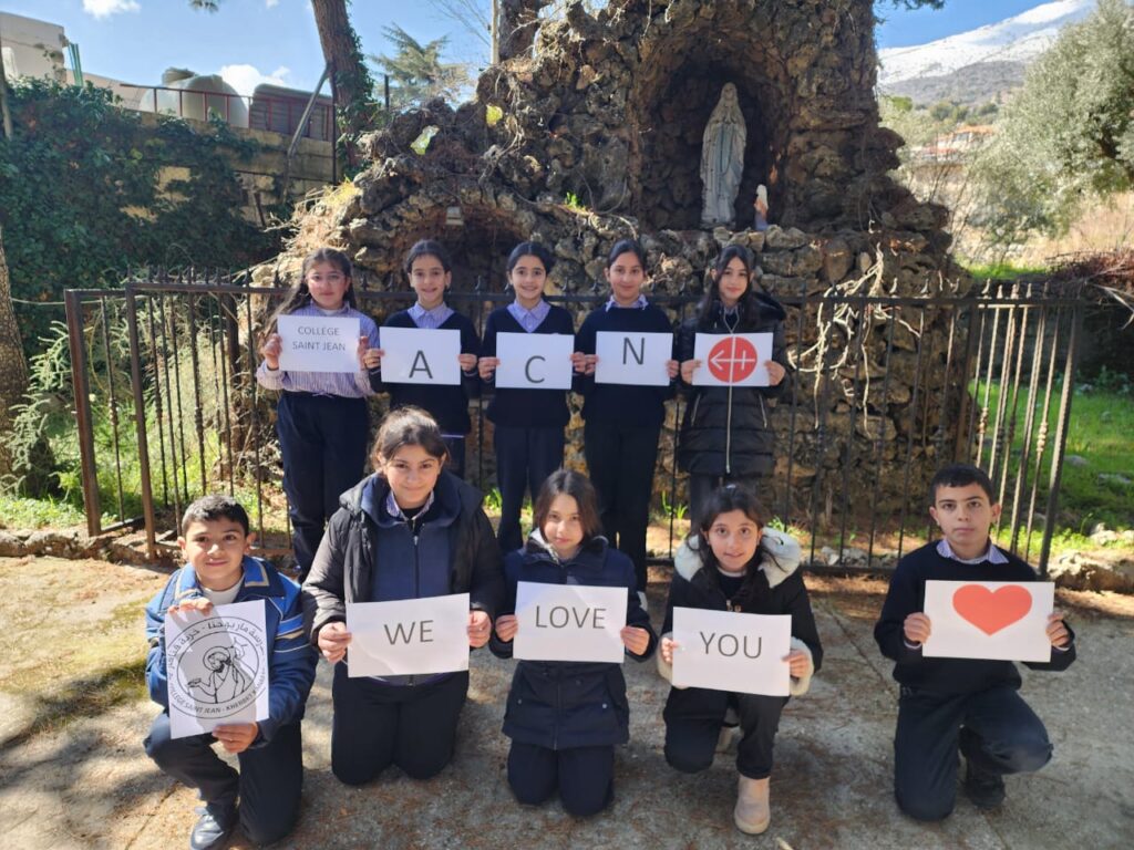 Ayuda a cristianos perseguidos