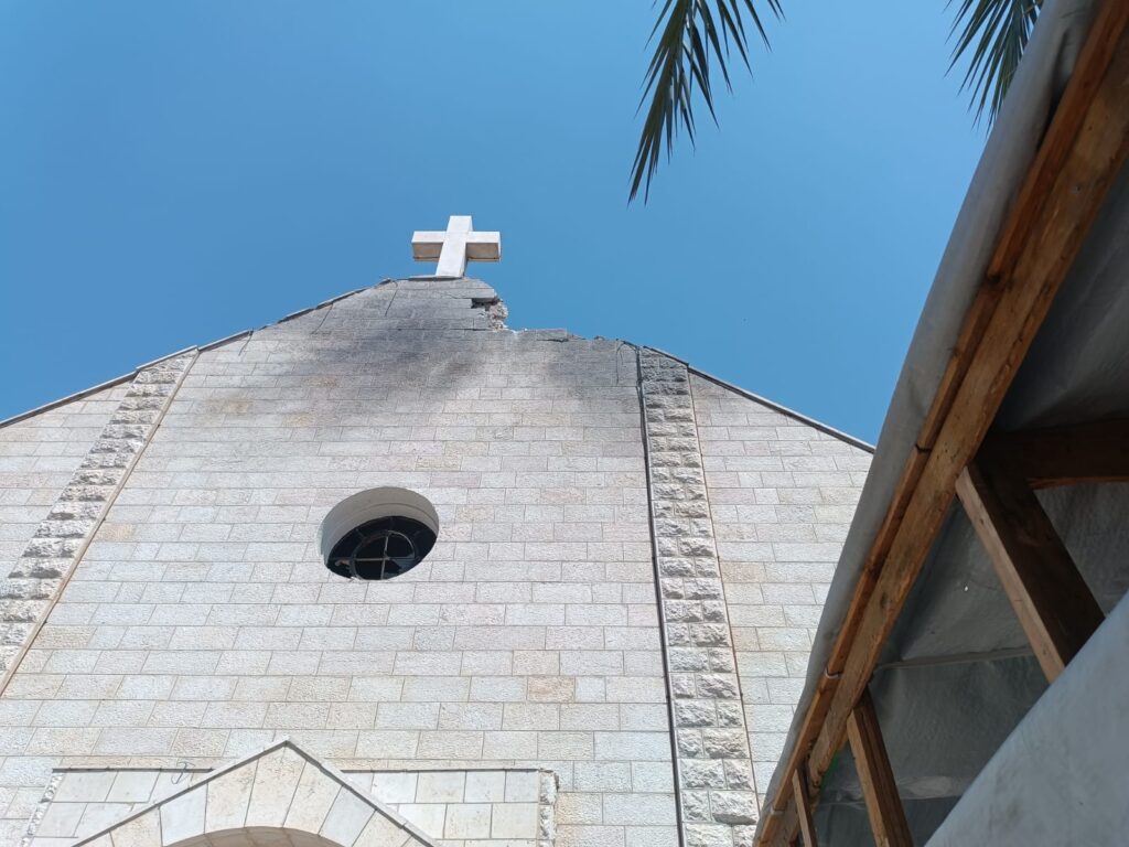 Ataque a iglesia católica en Gaza