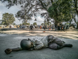 Desplazados por ataques yihadistas en Mozambique